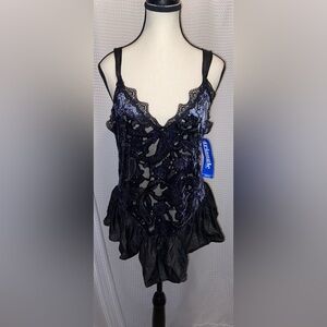 Women’s TRIANGLE Lingerie semi sheer black night gown size medium